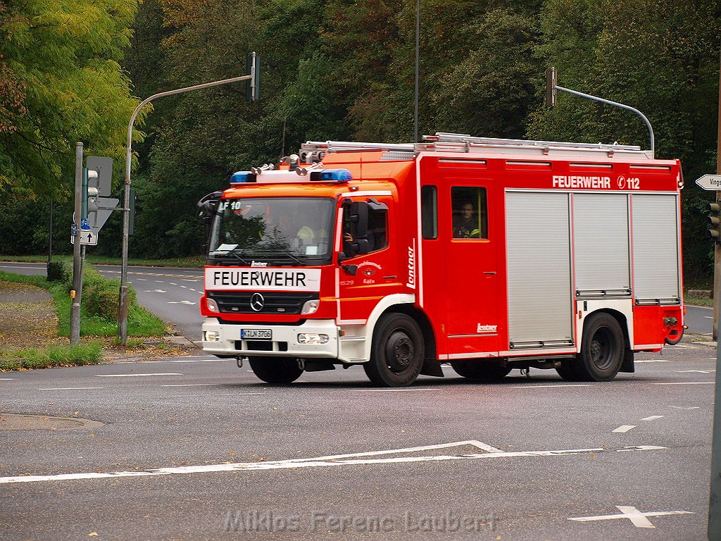 Feuer Kueche Koeln Neu Brueck Heinrich Lerschstr P366.JPG